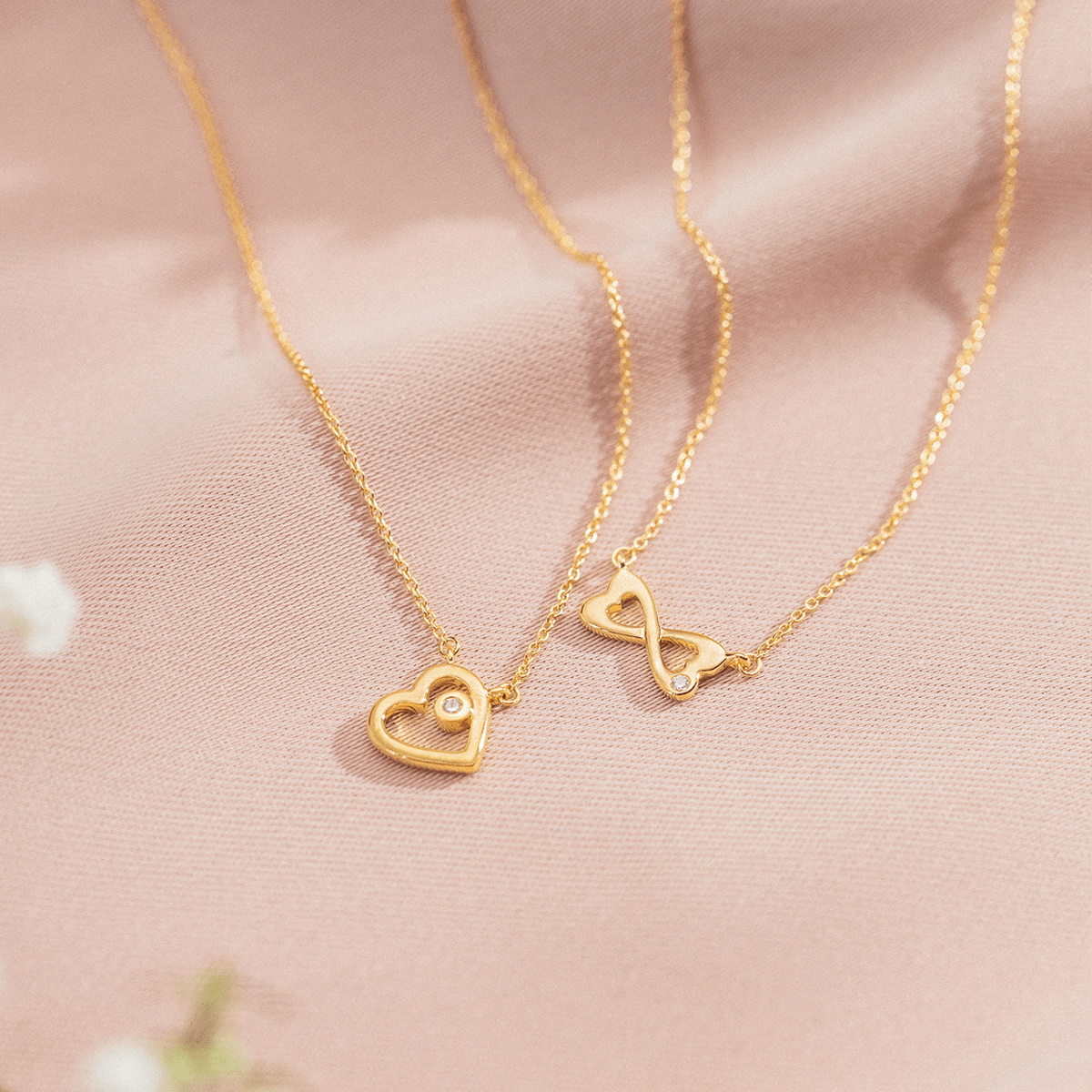 SS23 Infinity Love Necklace