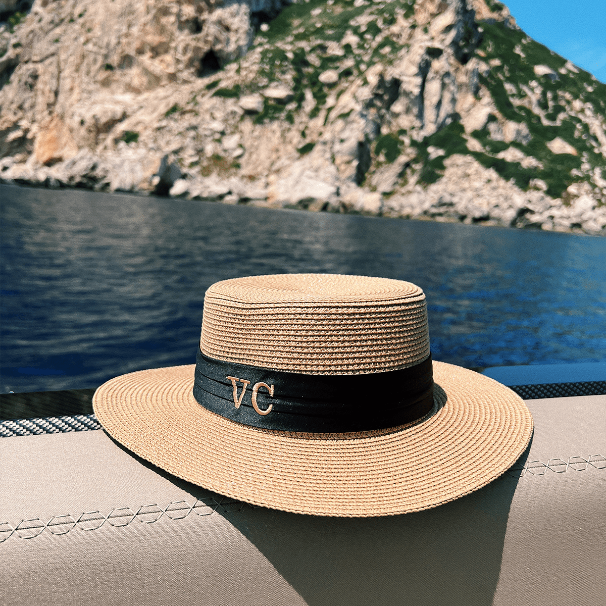 Straw Fedora Hut