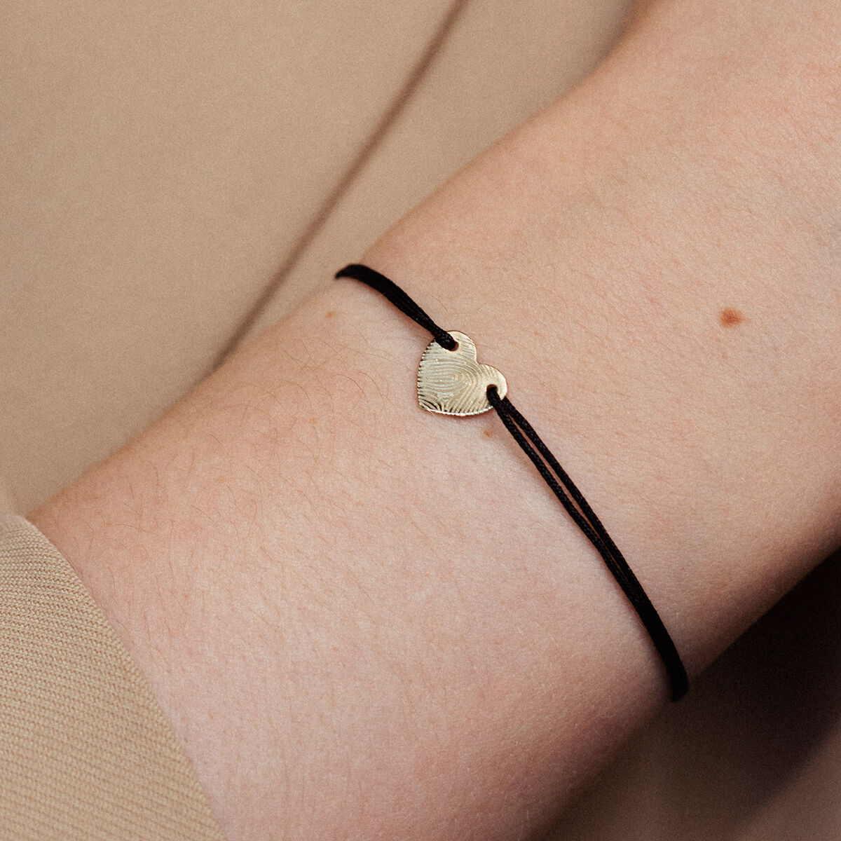 Hallie Heart Fingerprint Armband