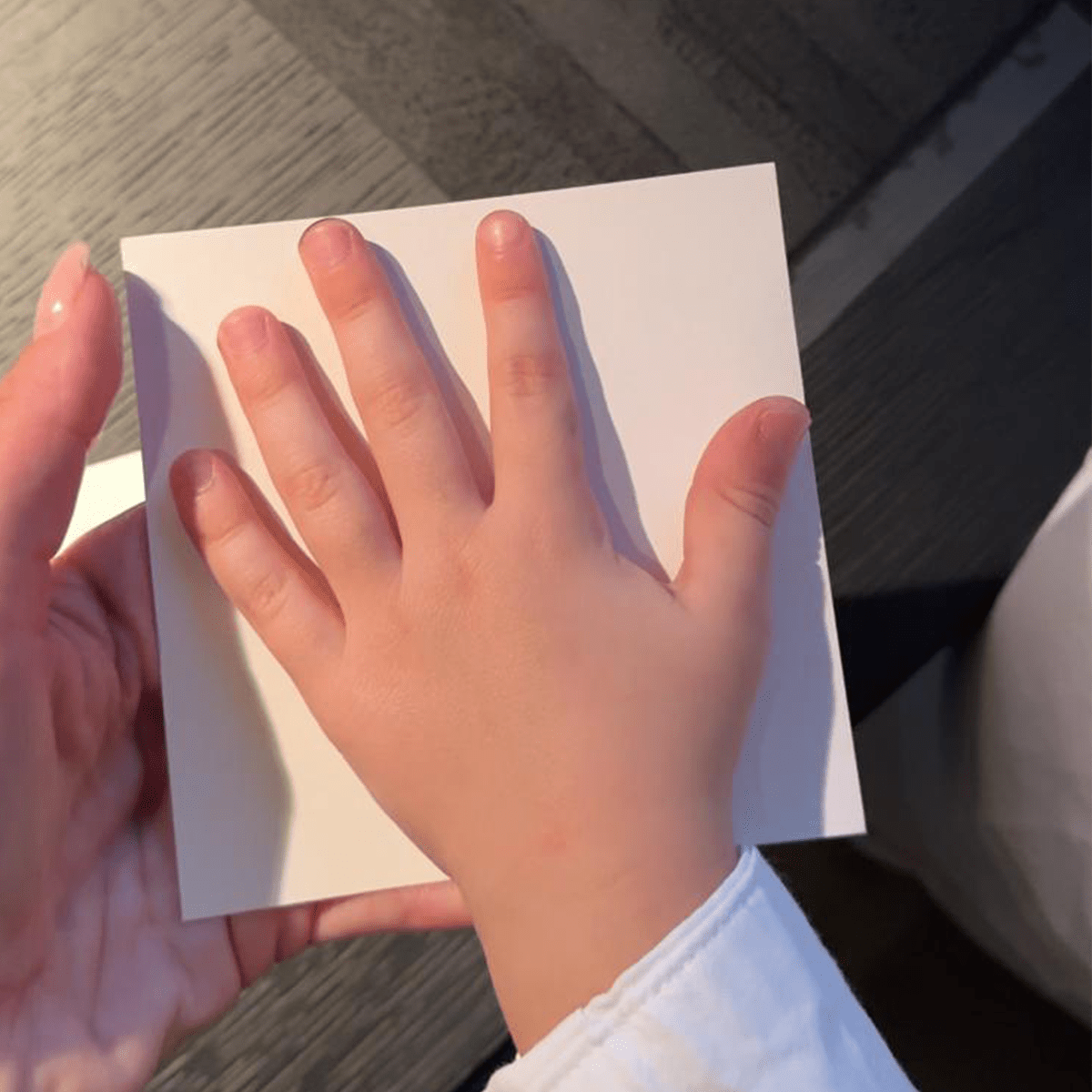 Do It Yourself Hand- or Footprint Strip