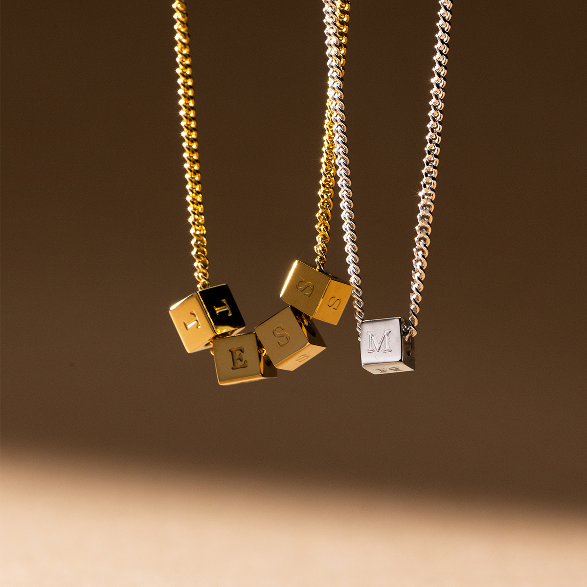 Men Tiny Cube Initial Ketting