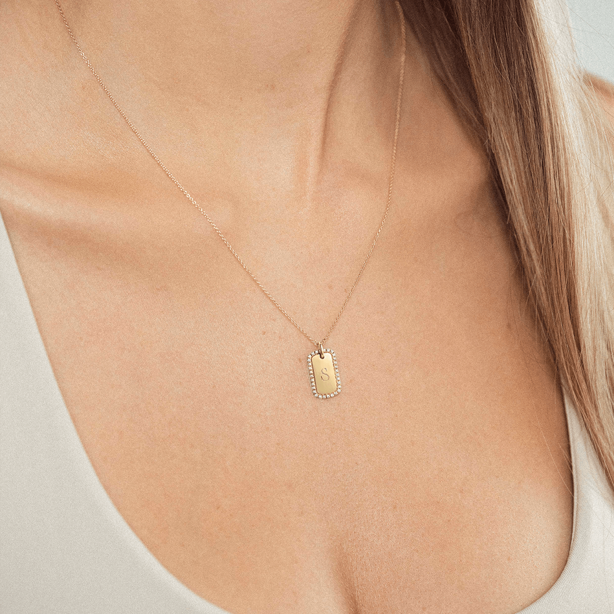 Pavé Monogram Tag Kette Deluxe