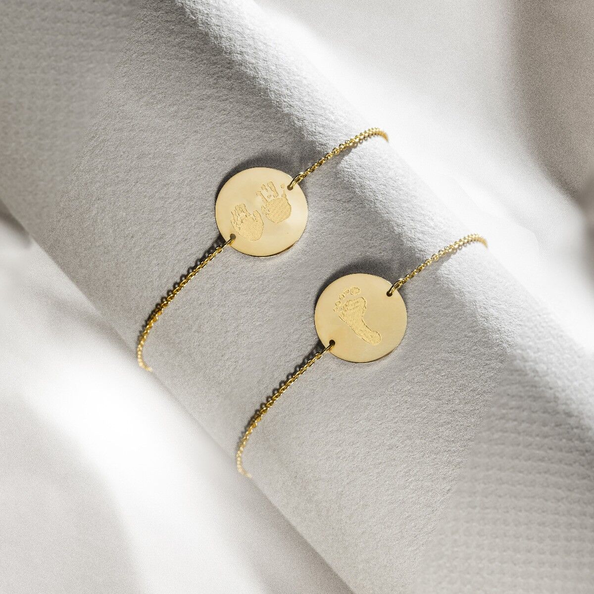 Hand- oder Fußabdruck Münze Armband Gold