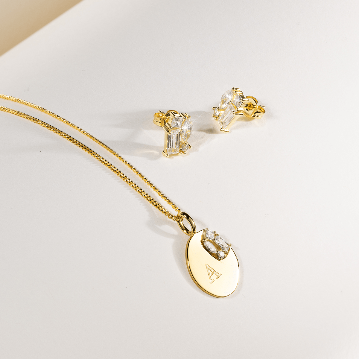 Brilliance Oval Set