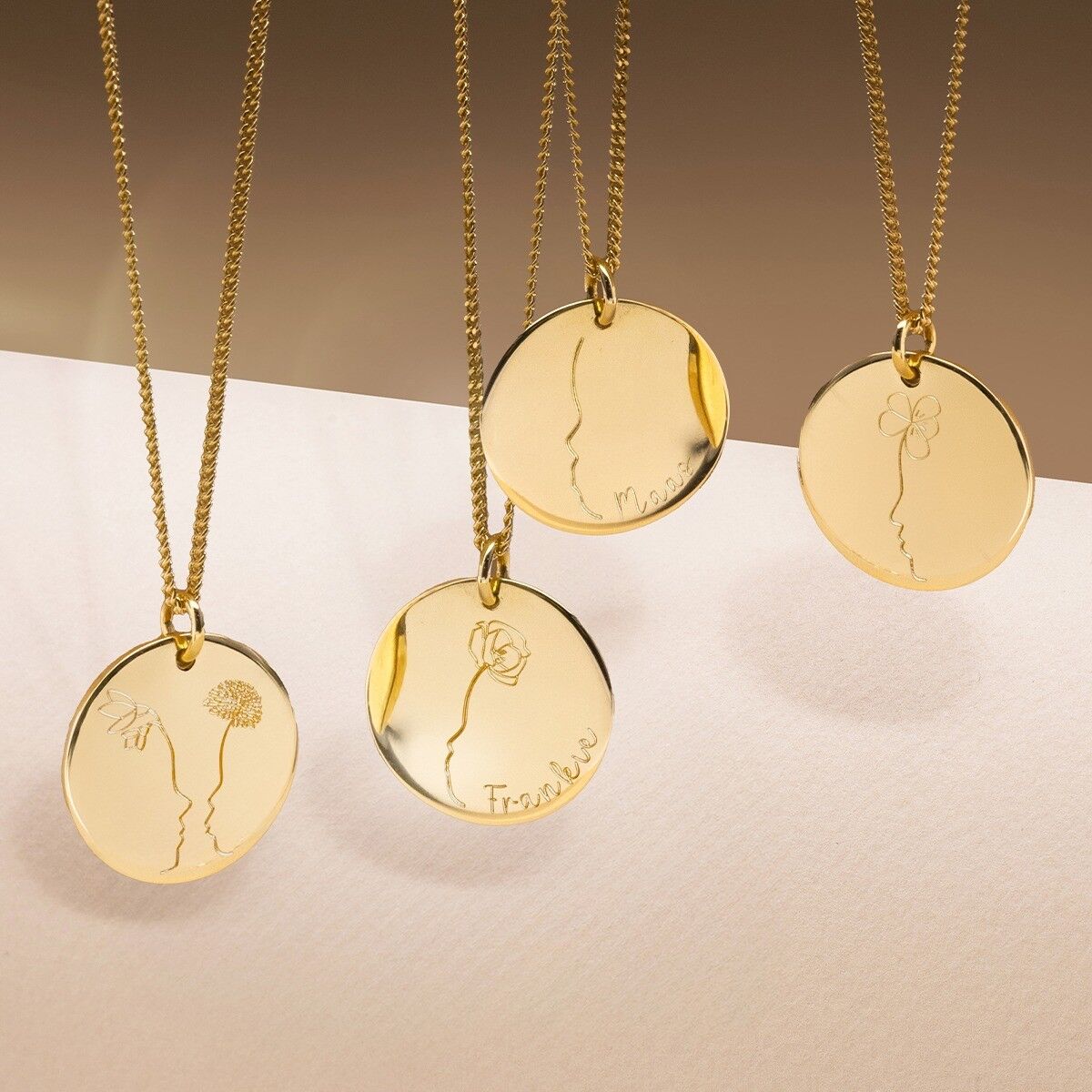 Silhouette Linie Münze Kette Gold