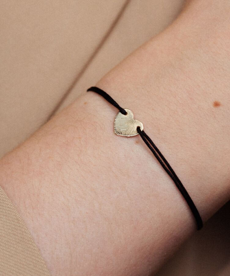 Hallie Heart Fingerprint Armband