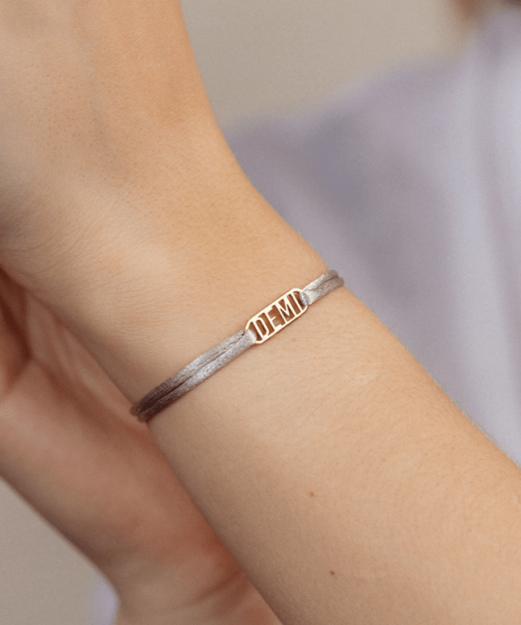 Nora Name Bracelet Deluxe