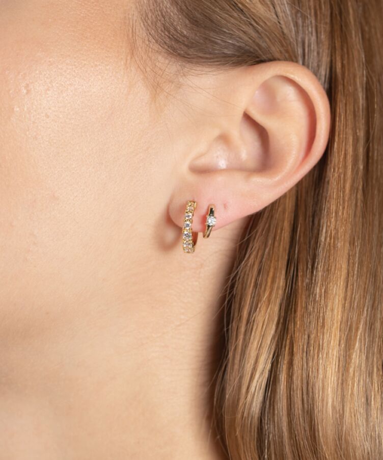 Single Birthstone Huggie Earring