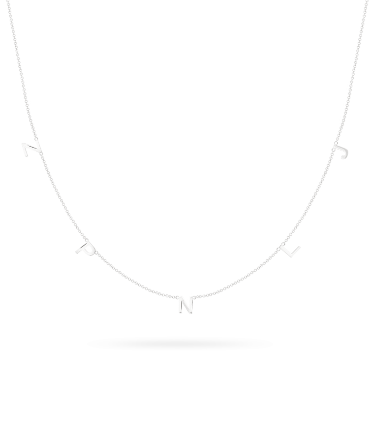 letter necklace goud